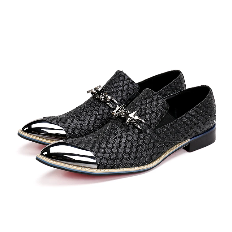 

2020 Italian Shoes Men Leather Spiked Heels Wedding Dress Shoes Gold Black Mens Luxury Loafers Glitter Brogue shoes Star italy