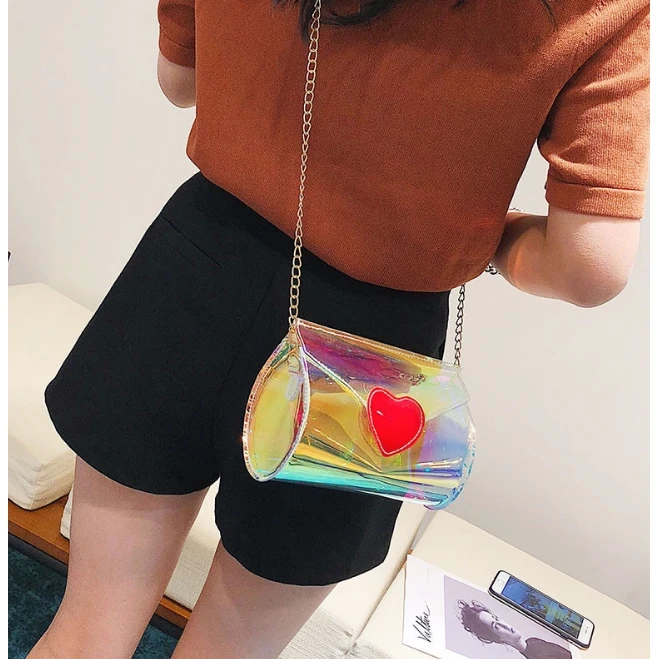 

Laser Transparent Women Shoulder Bags Clear PVC Chains Crossbody Bag Designer Love Hearts Small Flap Bag Rainbow Purses Ins 2019