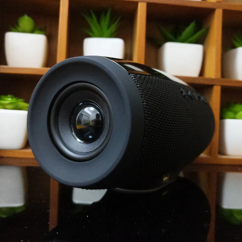 Portable intelligent Bluetooth wireles speaker multi-function outdoor music lights Bluetooth speakers stereo bass effect speaker