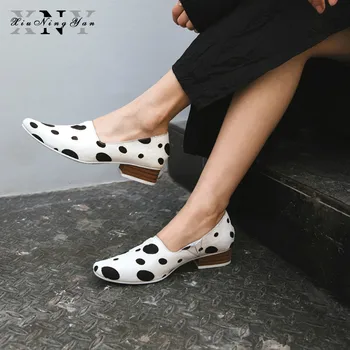 

Women Pumps Soft Genuine Leather Women Med Heels Fashion Leisure Girls Dress Shoes Woman Horsehair Ladies Pumps White Black Gold