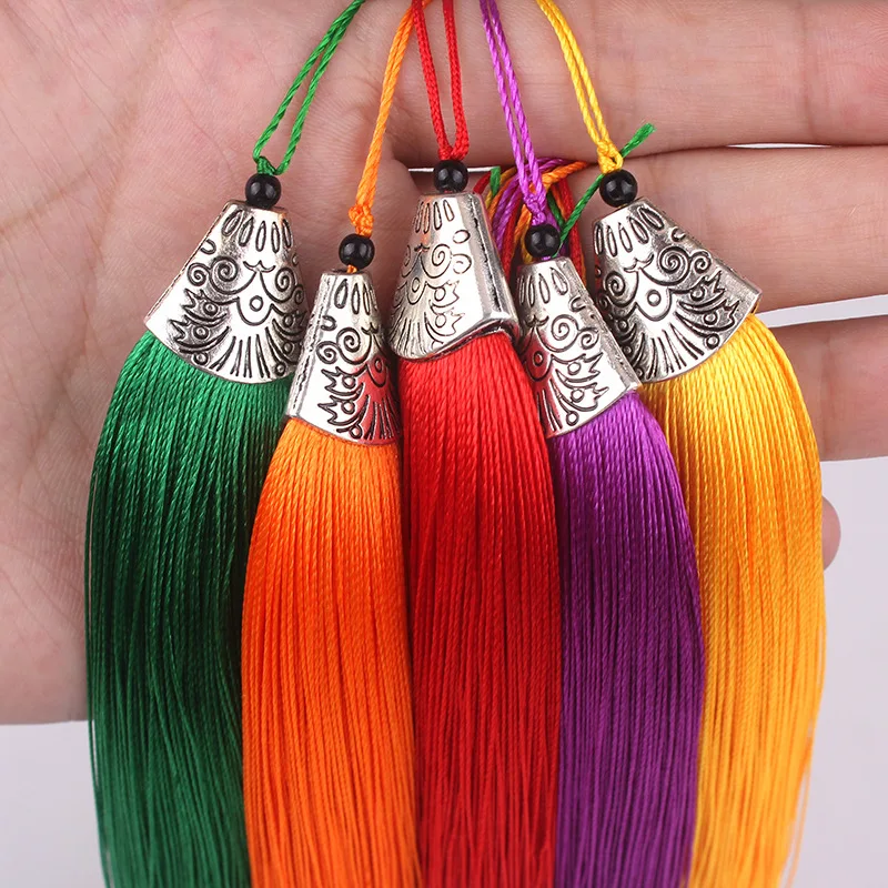 

2pcs/Pack 18cm Fish mouth Cap Silk Tassel Fringe brush curtains DIY Crafts Gift tassel Finding pendants jewelry Making accessori