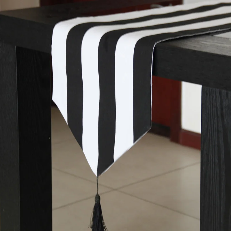 

Trendy Table Runner Black White Strip Table Runners Modern Home Hotel Bedroom Dustproof Cloth Wedding Decoration