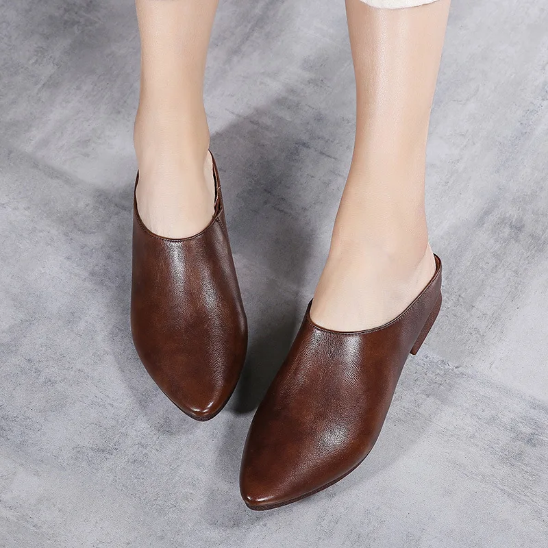 Tyawkiho Women Leather Mules 2018 Pointed Toe Summer Shoes Slip On Gray Genuine Leather Slipper Retro Handmade Women Slippers
Tyawkiho Women Leather Mules 2018 Pointed Toe Summer Shoes Slip On Gray Genuine Leather Slipper Retro Handmade Women Slippers