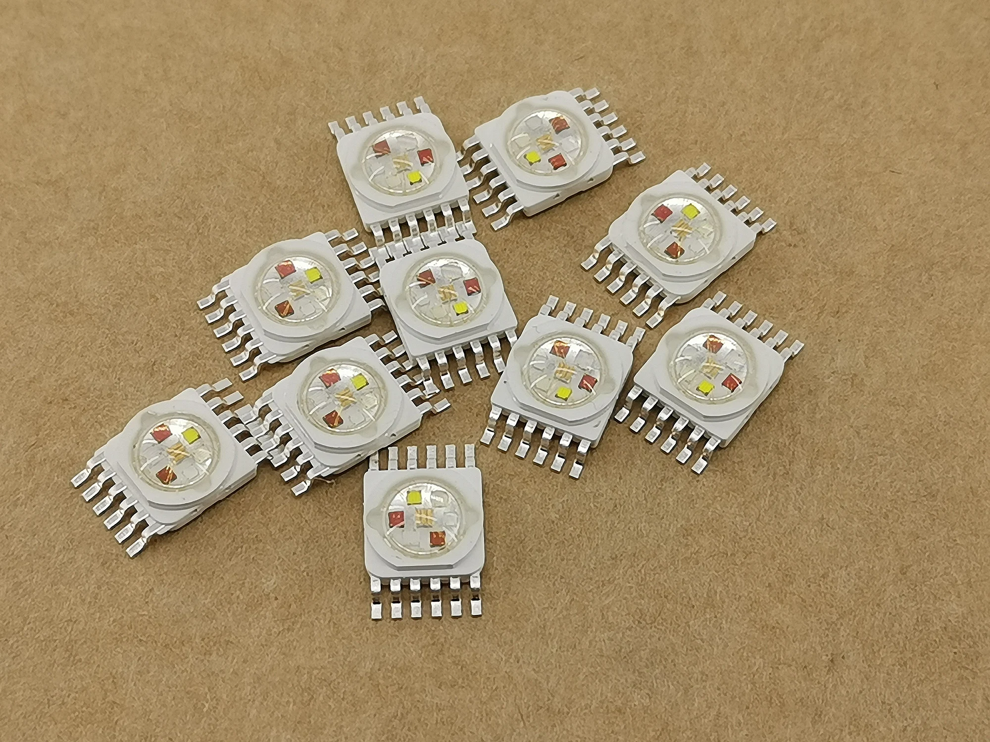 10 штук/Упаковка 18 Вт RGBWA УФ 6 в 1 светодиодный чип огни Светодиодные точечные лампы 18 Вт 6 цветов светодиодный источник света