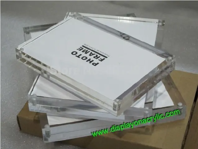 

Fashion 3.5x5 inch Acrylic Magnetic Photo Frame Baby Or Child Picture Frames Block (127mm*89mm)