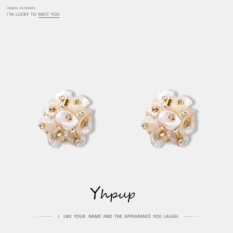 

Yhpup Beautiful Trendy Korean Elegant Natural Pearls Stud Earrings Exquisite Flower Baroque Brincos for Bride Wedding Party Gift