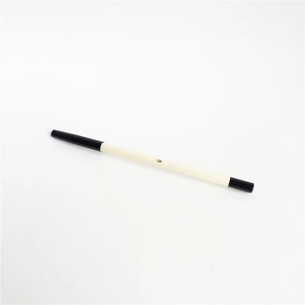 Bobbi Brown Lip Brush _ 4