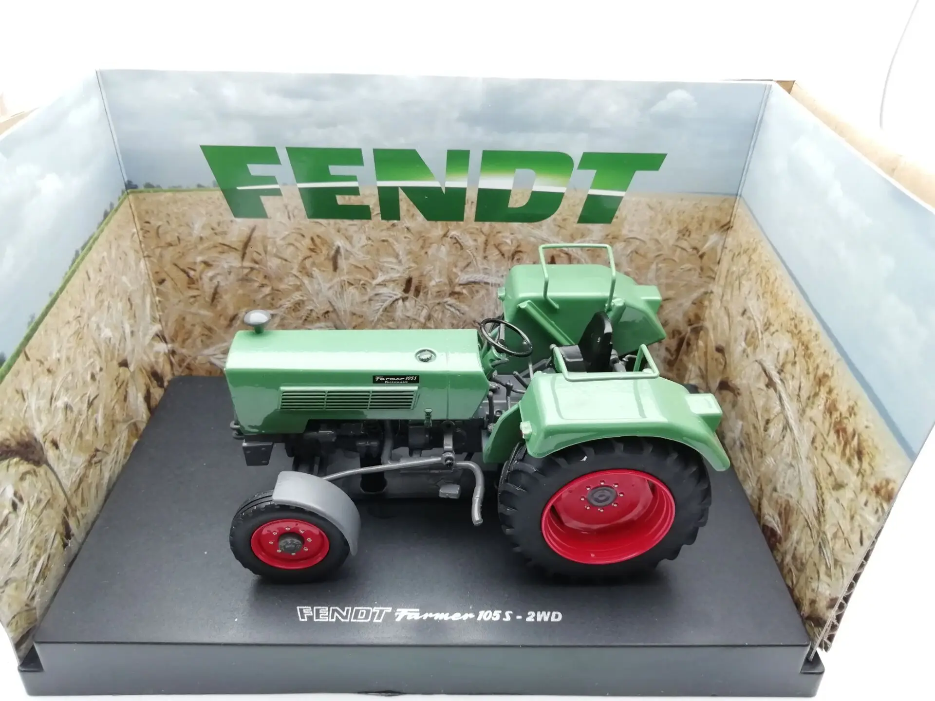 UH 5276: 32 Fendt Farmer 105 S сельскохозяйственные тракторы сплав модель автомобиля литье под давлением игрушки для детей Детские игрушки