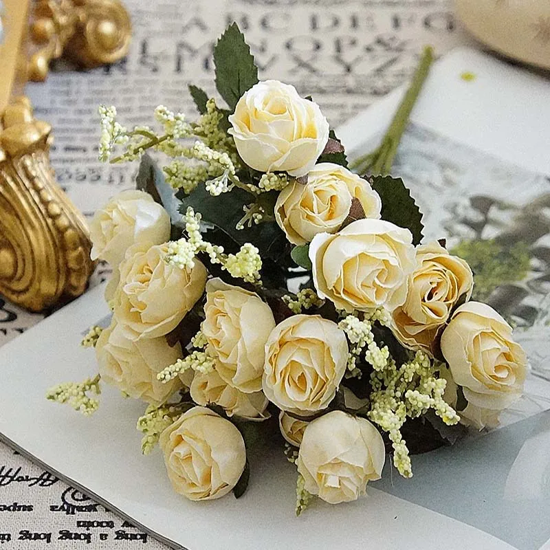 Шелковые европейские розы 15 голов, новогодние, рождественские аксессуары для дома, свадебные вазы для фотографии, искусственные цветы для украшения - Цвет: milk white