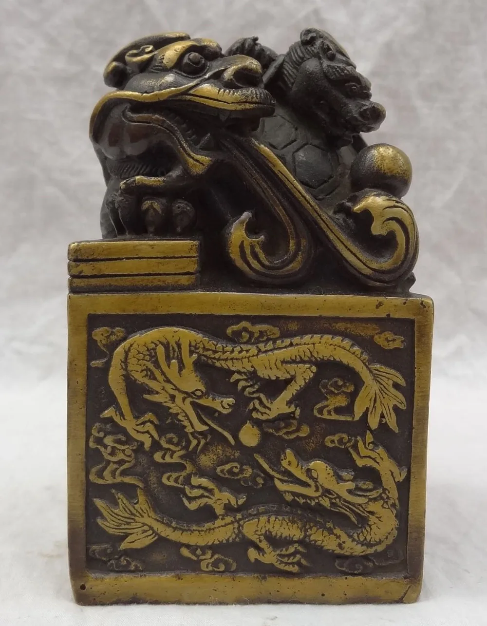 

xd 001793 China Bronze Dynasty Palace Dragon Turtle Head Unicorn Statue Seal Signet Stamp