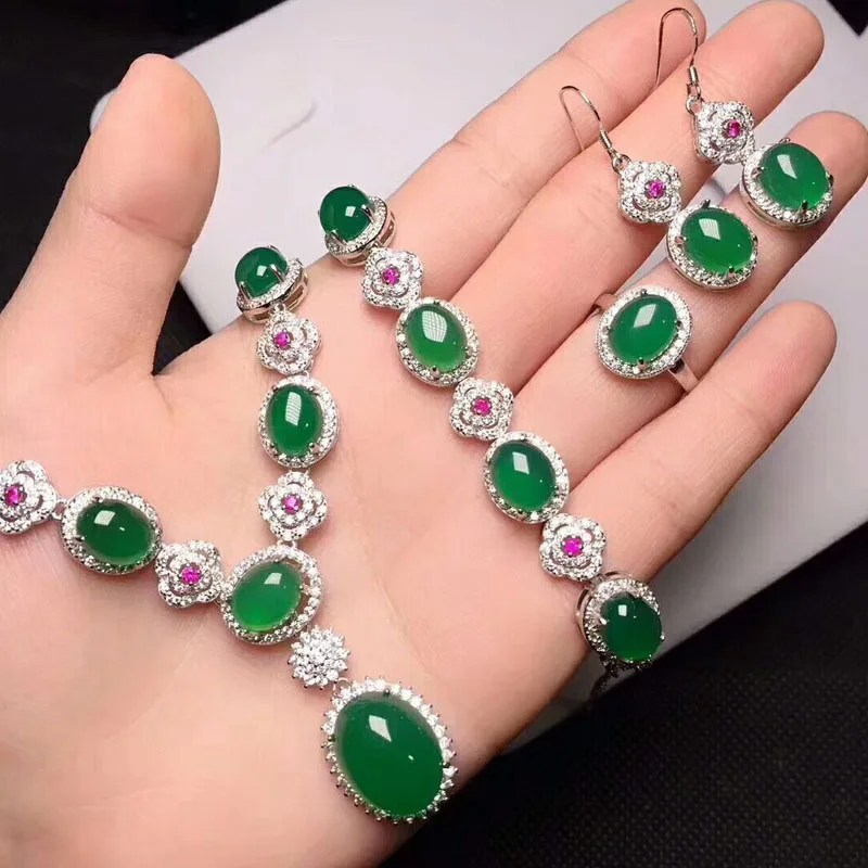 

Yu Xin Yuan Fine Jewelry Natural Ice Of Green Chalcedony Necklace Hand Catenary Ring Stud Earrings Four Pieces Sets