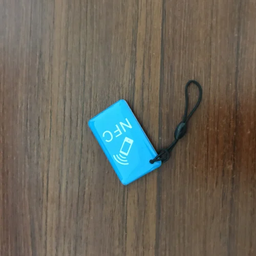 Waterproof-NFC-Tags-lable-Ntag213-13-56mhz-RFID-Smart-Card-for-All-NFC-enabled-phone-min.jpg_640x640 (2)