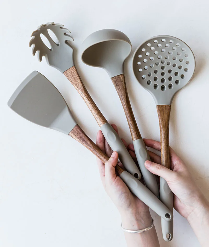 

1PC New Wood+Silicone Heat-resistant Spatula Soup Spoon Shovel Turner Strainer Kitchen Utensil Cooking Tools Set Kitchenware