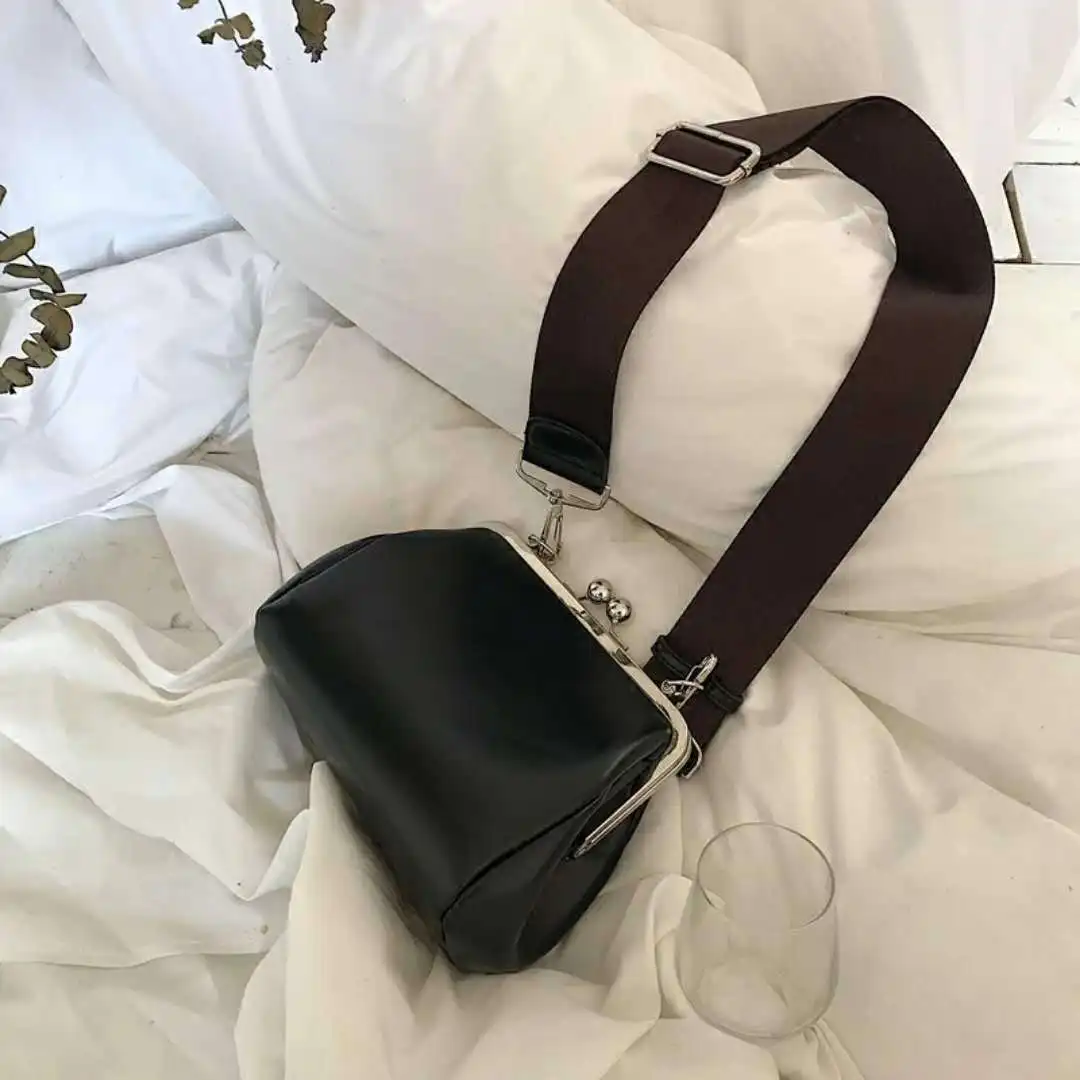

030518 new hot women handbag female fashion messenger bag elegant lady hand bag