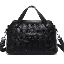Femmes Véritable peau de Mouton En Cuir Sacs À Main Rivet Sacs à Bandoulière Dames Sacs Fourre-Tout Bandoulière Sacs Haute Qualité Bolsa Feminina FR249