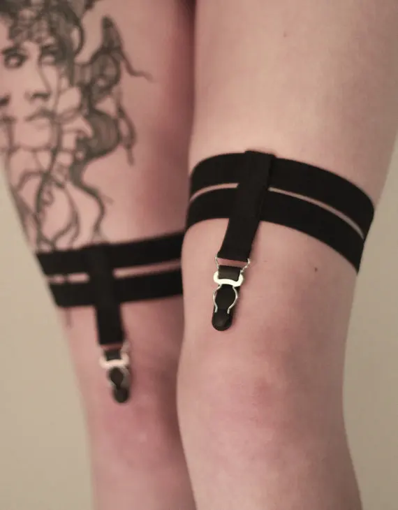 2017 new fashion pastel goth female garterbelt Sock Strapless suspender belt for Stockings Garters leg bondage clip retail