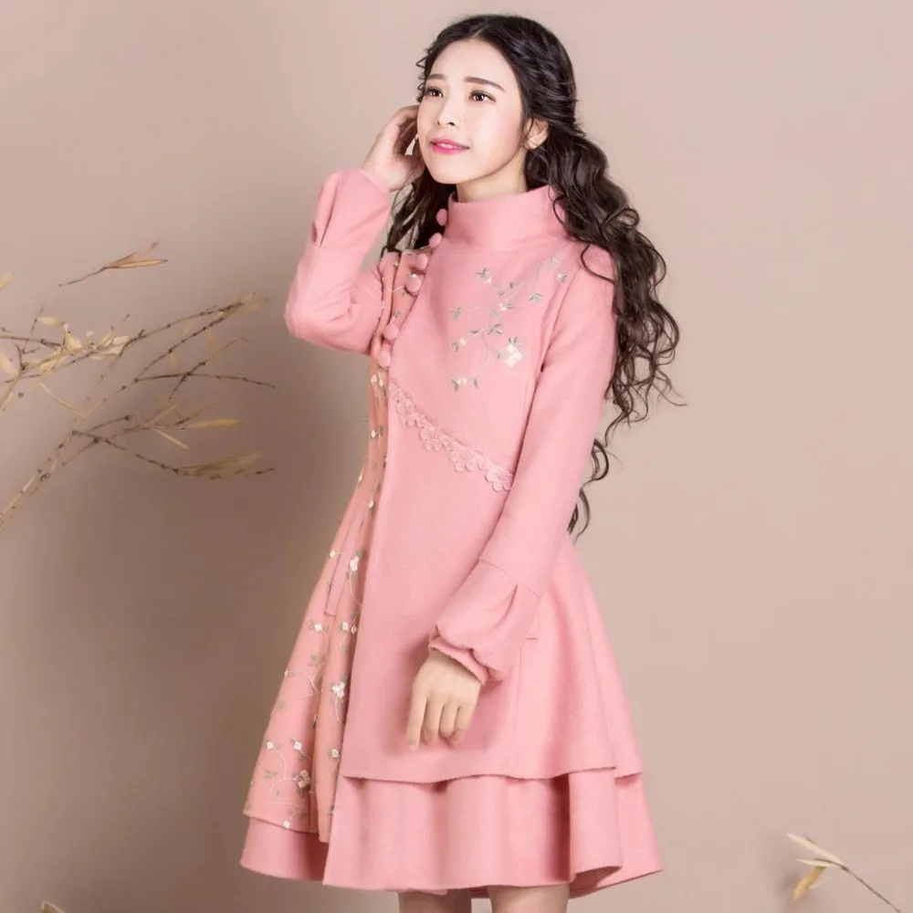 

S-3XL 2019 New Autumn Winter Women Mesh Embroidery Lace Jacket Single Breasted Overcoat Female Lantern Sleeve Wool Blends Coat