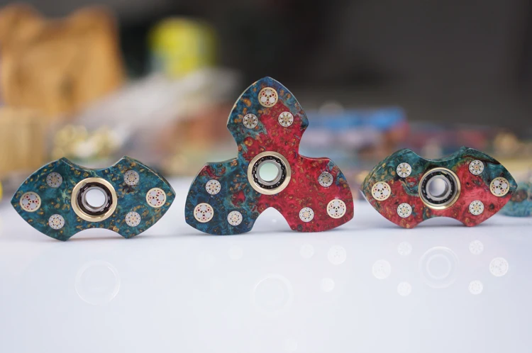 Клевер Цветочные версия пальцев гироскоп блесны ручной стабилизированной древесины декомпрессии игрушки skf импортные керамические подшипники