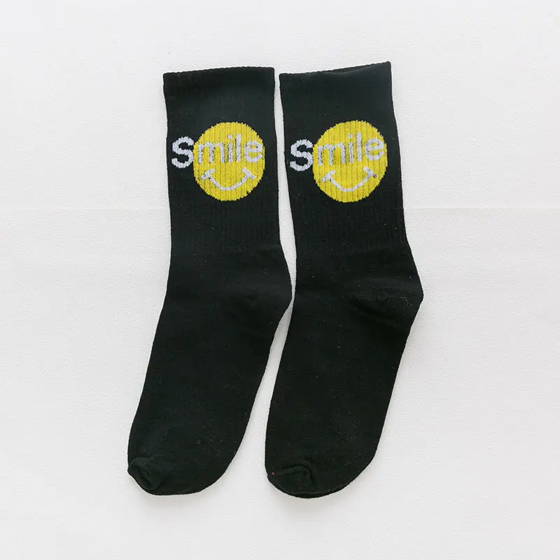 Personality Hip Hop Long Socks Men Street Skateboard Smile Letter Print Funny Mid Tube Socks Harajuku Cool Women Crew Socks (7)