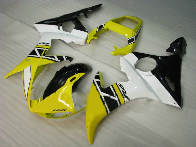 (2)yamaha R6 2003 fairing 7