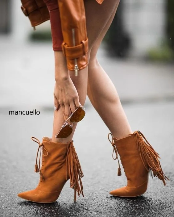 Fashion New Design Women Pointed Toe Tassel Ankle Boots Khaki Suede Stiletto Heel Lace Up Short Boots With Back Fringe Shoes