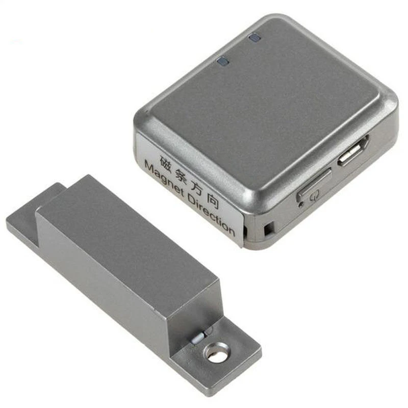

RF-V13 GSM Real-Time Tracker Smart Door Alarm Support Open / Close Door Alarm Magnetic Alertor Home Guard Mini Personal Tracker