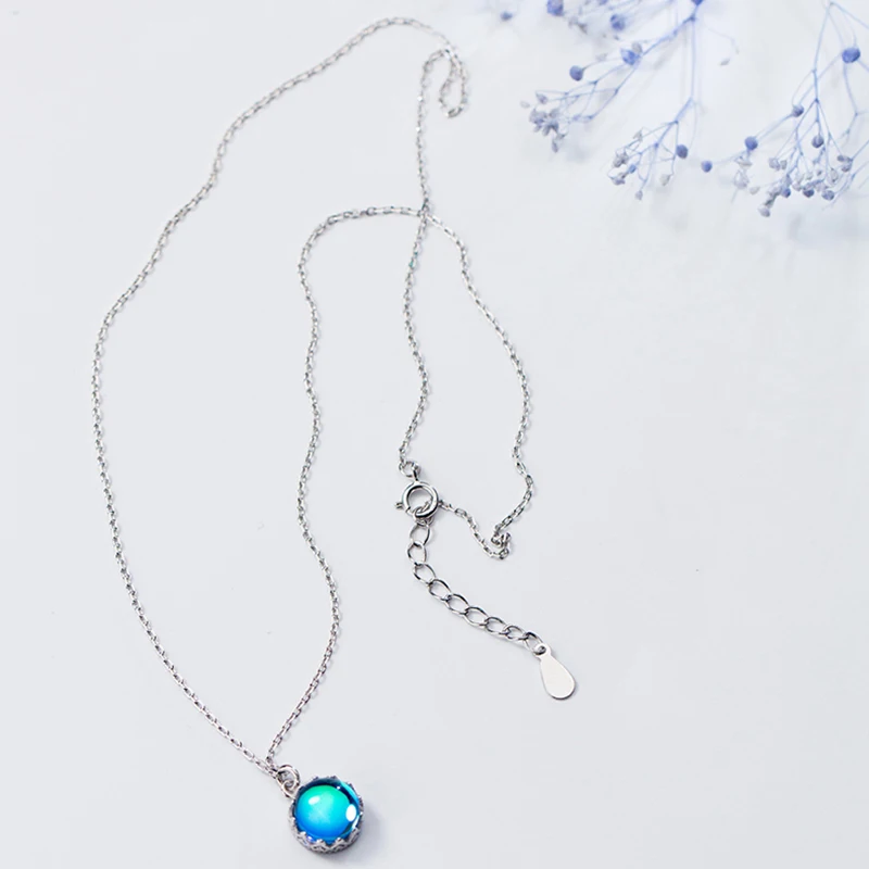 Qevila Fine Jewelry Pendant Necklaces for women Aurora Halo Crystal Gemstone s925 Silver Scale Light Necklaces Sexy bijoux femme (8)