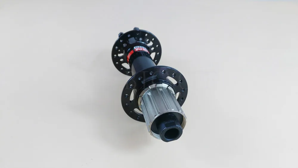snow bike hub