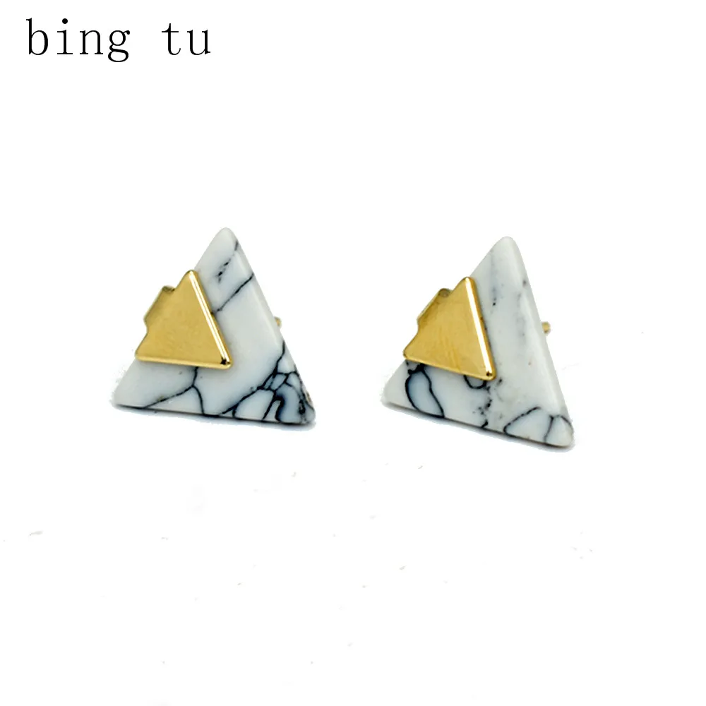 

Bing Tu Female Jewellery Black White Geometric Faux Stone Stud Earrings For Women Gold Color Triangle Earring orecchini donna