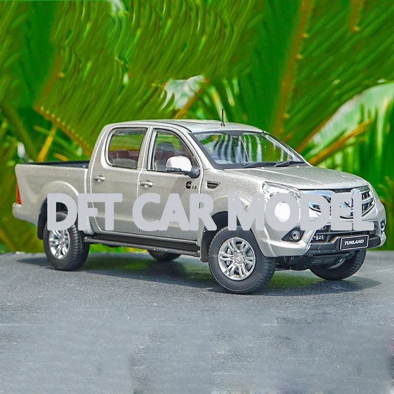 

1:24 Alloy Toy Vehicles TUNLAND Pick-Up Trucks Car Model Of Children's Toy Cars Original Authorized Authentic Kids Toys