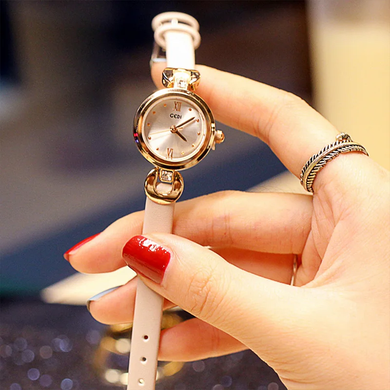 

Women's Watch Luxury Casual Dresses Wrist Watches Women Creative Leather Strap Quartz Bracelet Watch Ladies Dress Watches