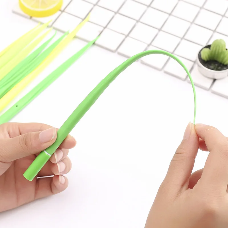 Kawaii Korea Stationery Realistic Small Grass Gel Ink Pen 0.38mm Bendable Soft Rubber Writing Signature Pens Kids School Gift | Канцтовары