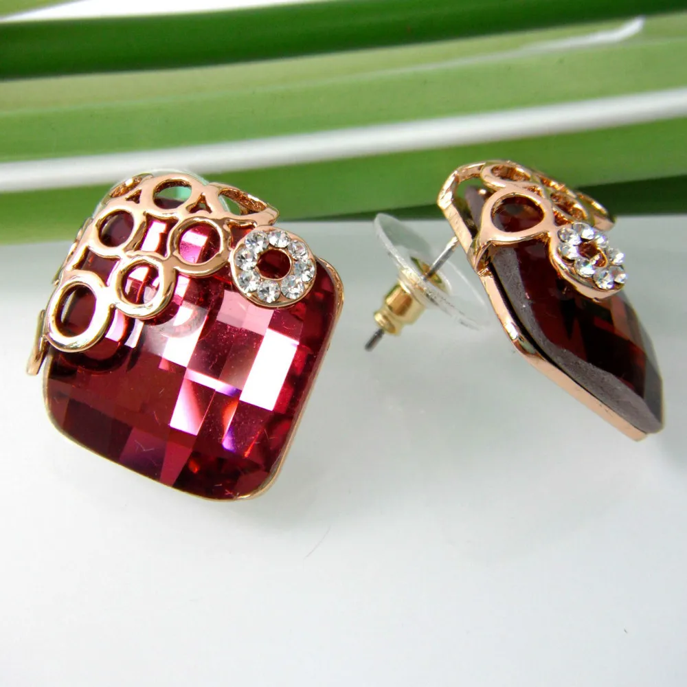 Винно красные квадратные серьги гвоздики Navachi с кристаллами SMT1648|stud earrings|ear stud