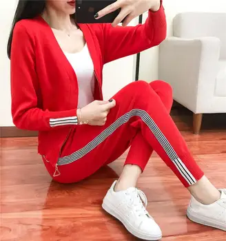 

korean fashion knitted suits 2017 autumn outfit new long-sleeved v-neck top pants two-piece stripes sweaters pants clothing set