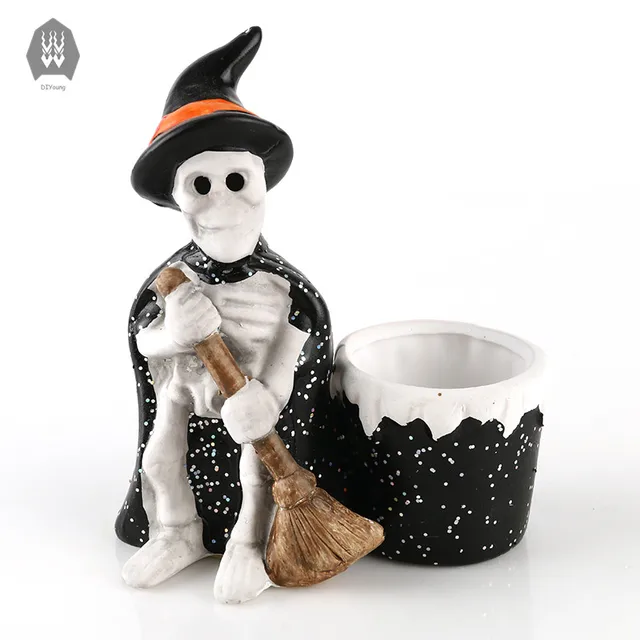 Creative Resin Halloween Skull Evil Figurine Sculpture Candlestick Craft Statues for Decoration
