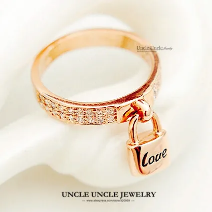 

Lock Your Love Design Woman Finger Ring Rose Gold Color Austrian Rhinestones Micro Inlay Letter LOVE Finger Ring Wholesale