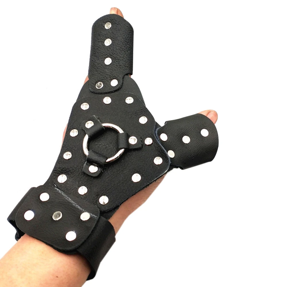 

Leather Hunting Catapult Brace Bow Wrist Protector Ergonomic Protective Gear Outdoor Armguard Hand Finger Guard Glove Sport