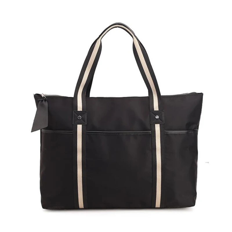 Nylon Large Capacity Weekender Bag Women Travel Bag Portable Luggage Bag Weekend Handbags Black