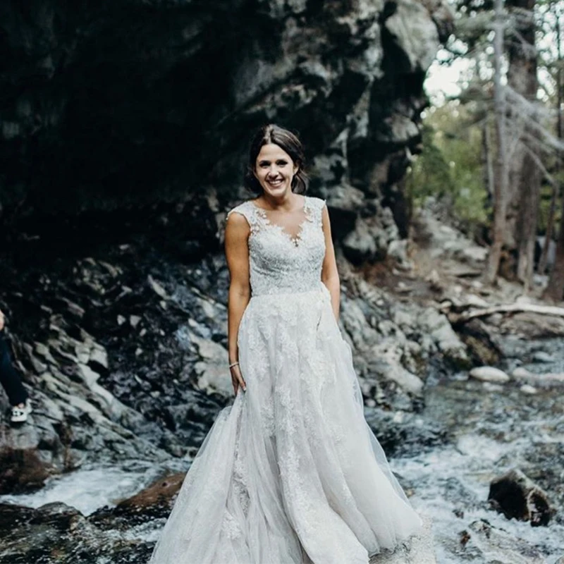 

Princess Wedding Dress Scoop Neck Sleeveless Appliqued A-Line Tulle Skirt Backless Boho Wedding Gowns Custom Made Bride Dresses
