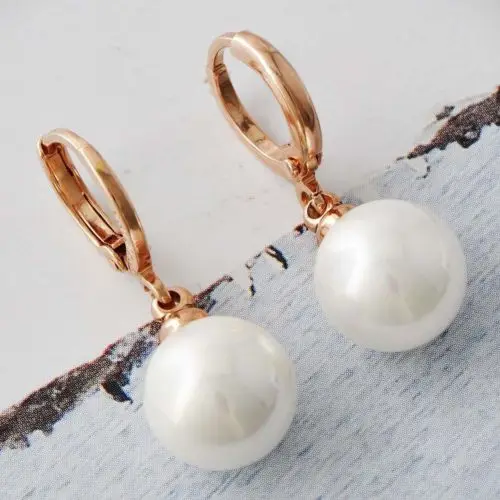 

1586 Rose Gold Filled White Pearl Dangle Earrings