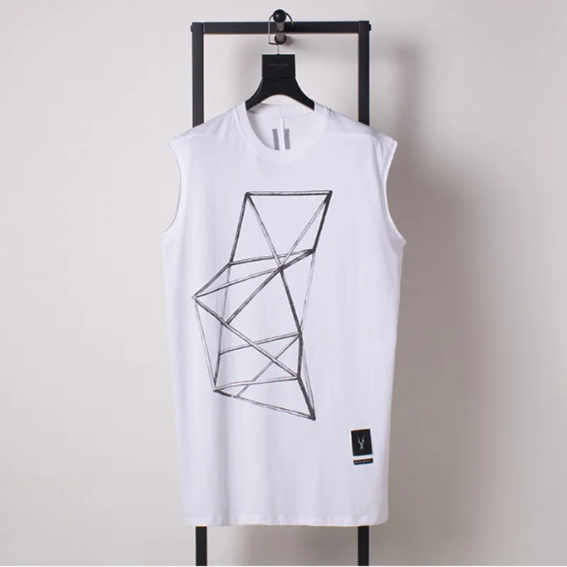 

202019 European and American new list style portrait printing loose large size vest high quality white male hip tops