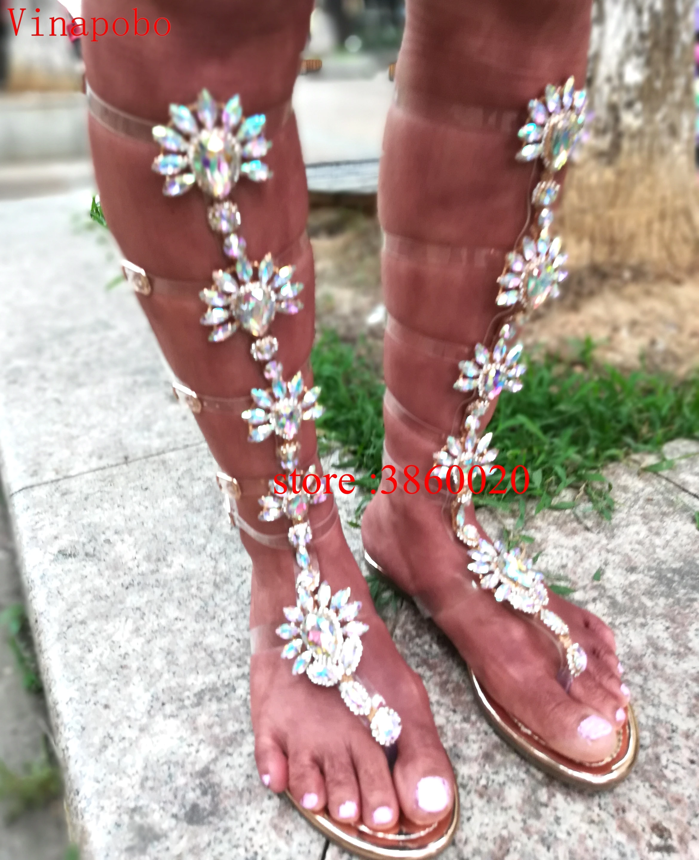 Vinapobo/Новинка года; модные сандалии-гладиаторы со стразами; женские летние сапоги до колена на плоской подошве с кристаллами; повседневная обувь золотого цвета; большие размеры 42