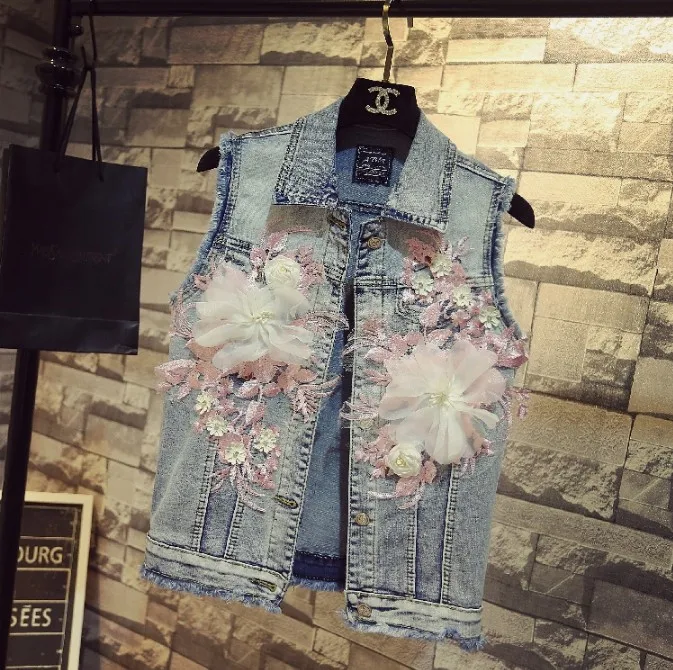 

2019 New Fashion Summer Women's Flower Embroidered Denim Vest Student Girls Casual Slim Jeans Jacket Coat Female Outwear