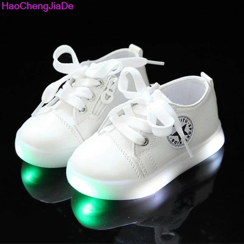 Haochengjiade мода led shoes дети светящиеся shoes мальчики девочки спортивные новые звезды детские дети повседневная холст малыша shoes