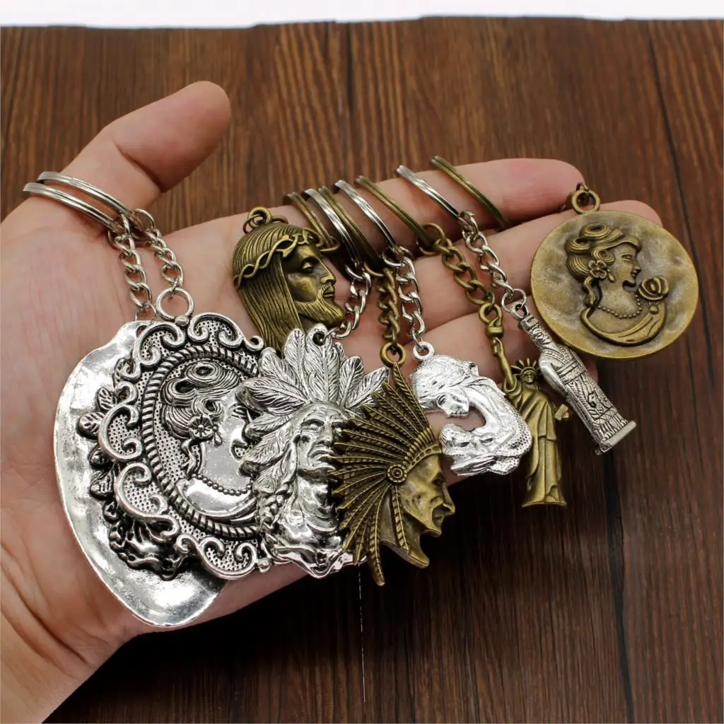 

Hot sale New Key Chain Key Ring For Car Metal Pendant Bag Charm Queen Chief Christian Handmade Gift For Mother