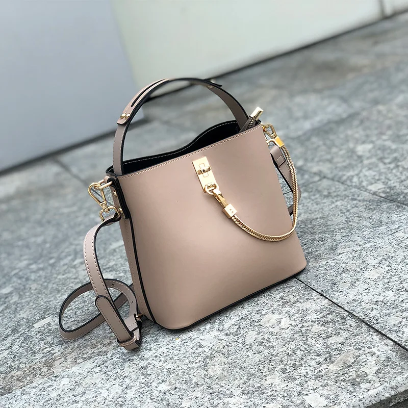 

2019 Korean version of fashion casual new minimalist temperament bucket bag hand-held single shoulder large capacity small bag