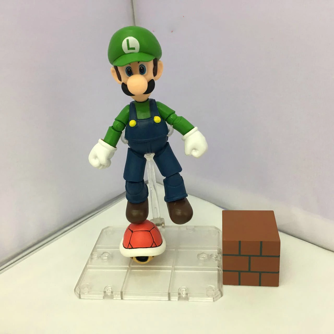

Super Mario Model Figure Toy