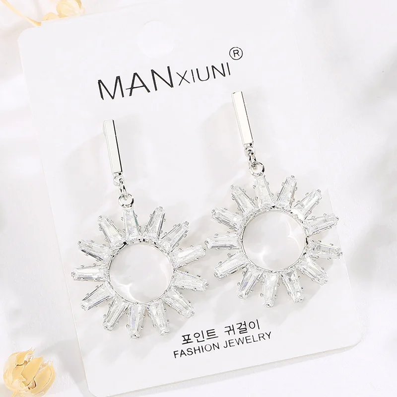 Manxiuni женские модные серьги с бусинами для женщин серьги с большим цветком женский подарок кубический циркон oorbellen - Окраска металла: Sun Silver