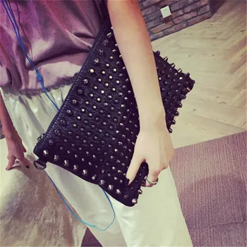 

Vintage Handbags Clutch Rivet Punk Retro Women Messenger Bags Panelled Box Bag Rivet Crossbody Shoulder Bags Small Handbag Purse