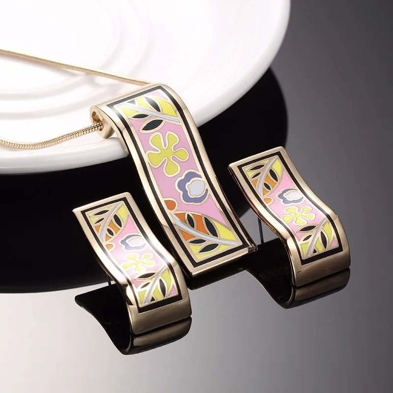 R & X Bijoux Di Modo Di Bijoux Goias Jewerly Imposta Per Le Donne Ouro Parure S22101 Femme Monili Di Cerimonia Nuziale Regolano La Collana/ Orecchini 